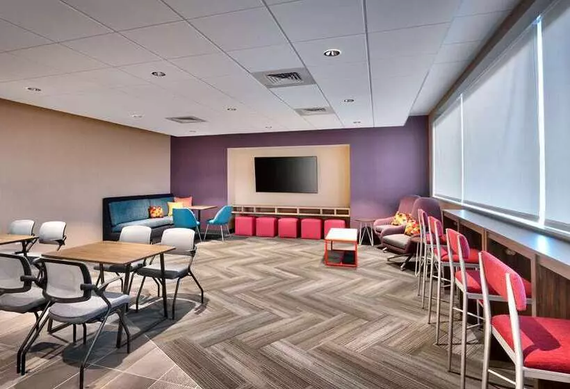 Hotel Tru By Hilton Clearfield Hill Air Force Base, Ut