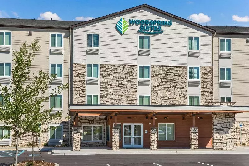 Hotelli Woodspring Suites Greenville Haywood Mall