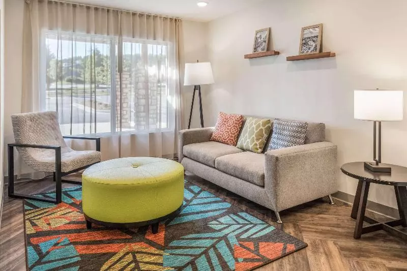 Hotelli Woodspring Suites Greenville Haywood Mall