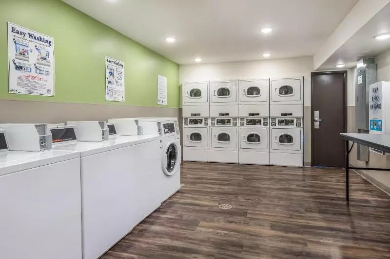 Hotelli Woodspring Suites Greenville Haywood Mall