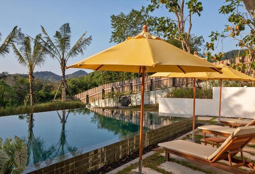 منتجع Samsam Yao Noi Andaman Magic & Art Villas