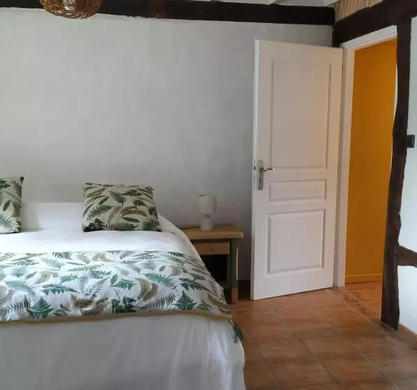 Aamiaismajoitus (B&B) La Résinière De Pirique