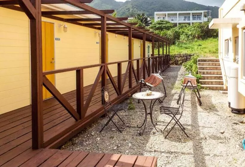 Hotelli Asobibase Yamabarehouse