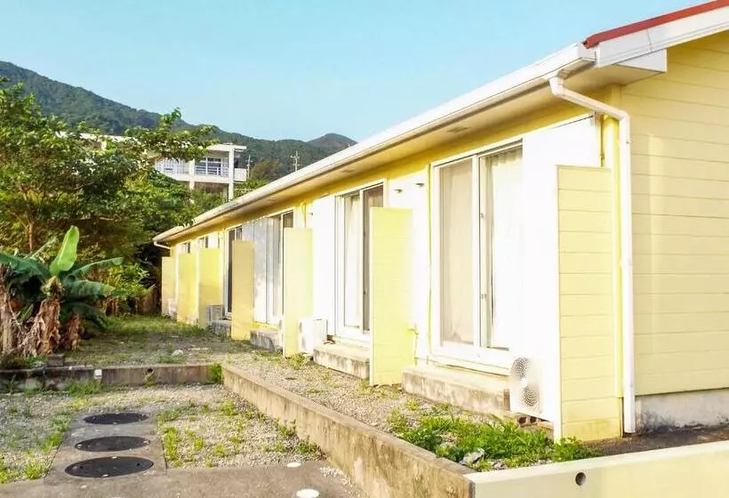 Hotelli Asobibase Yamabarehouse