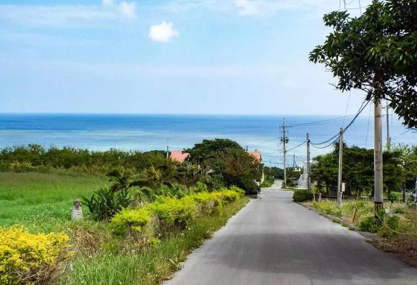 Hotelli Asobibase Yamabarehouse