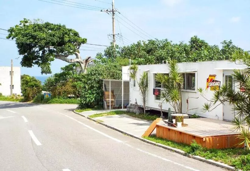 Hotelli Asobibase Yamabarehouse