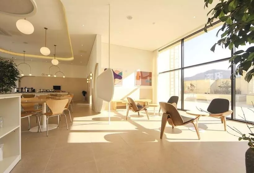 Hermon Hotel Gangseo