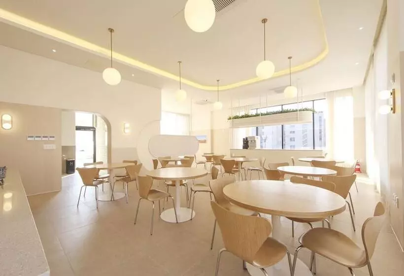 Hermon Hotel Gangseo