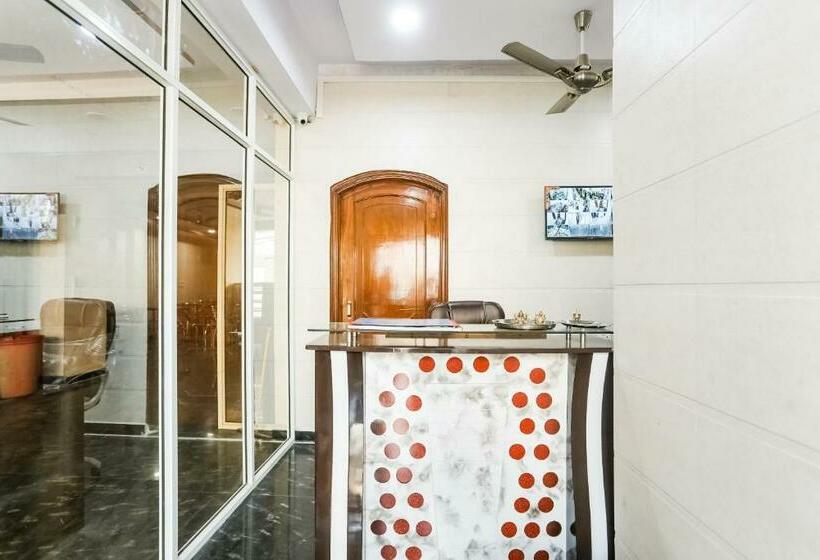 هتل Oyo 64605 Vijay Laxmi