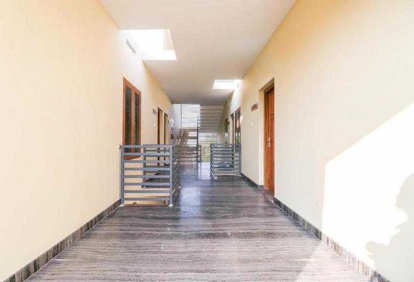 هتل Liberty Apartments