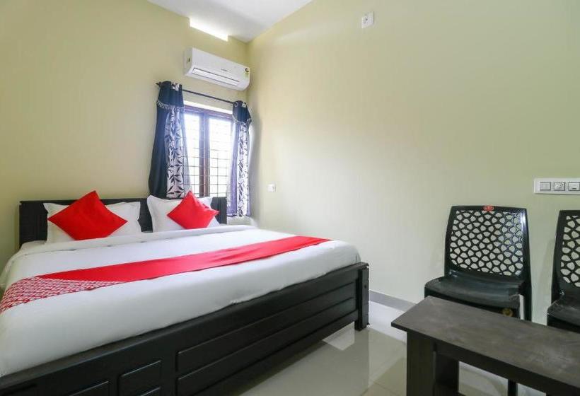 هتل Liberty Apartments