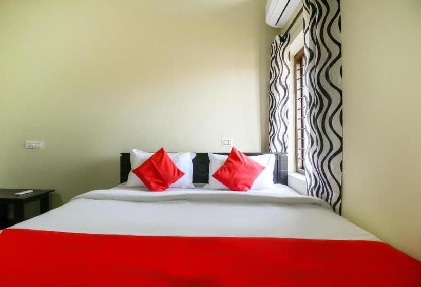 هتل Liberty Apartments