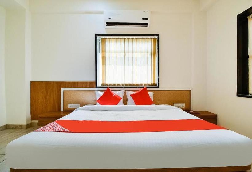 Hotell Oyo 71253 Milan Palace