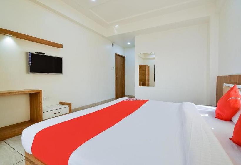 Hotell Oyo 71253 Milan Palace