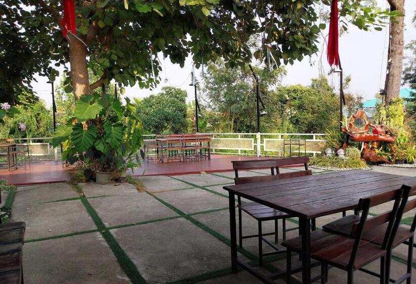 ホテル Review Resort