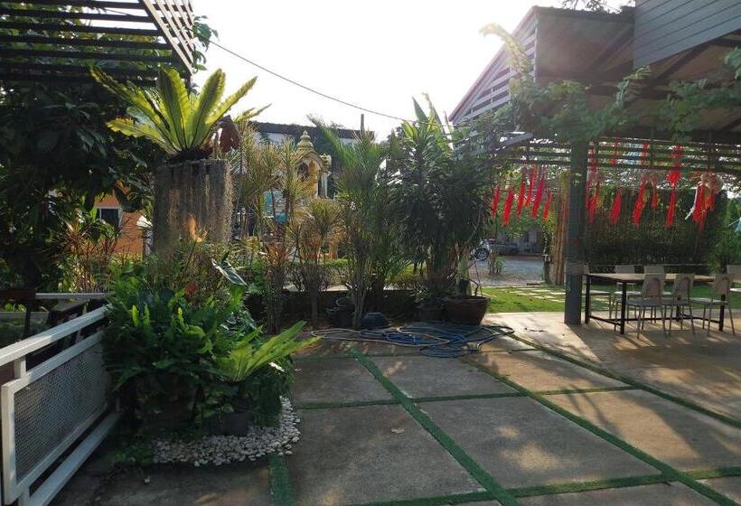 ホテル Review Resort