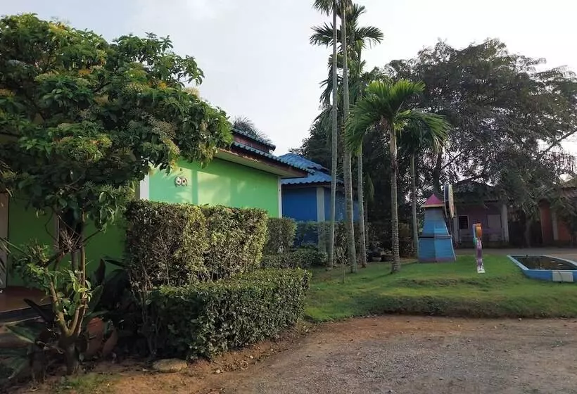 ホテル Review Resort