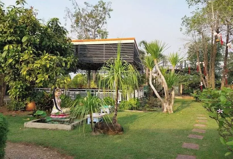 ホテル Review Resort