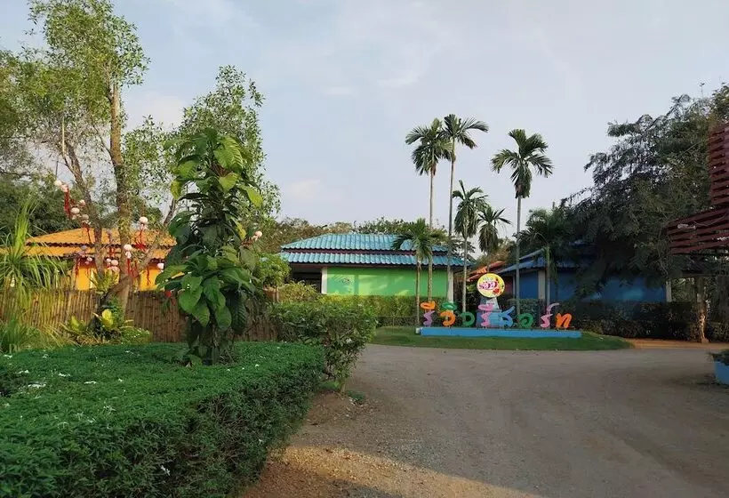 ホテル Review Resort