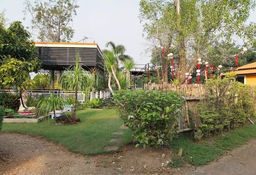 ホテル Review Resort