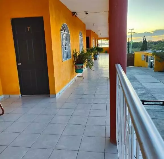 Hotelli Posada Santa Elena