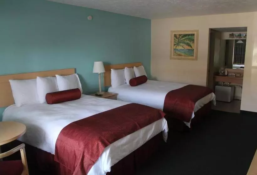 هتل Roland And Mary Ann Martin Resort