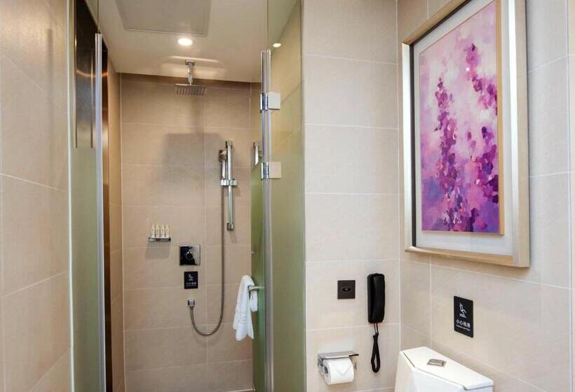 Lavande Hotel Chongqing West Station Baguo Cheng