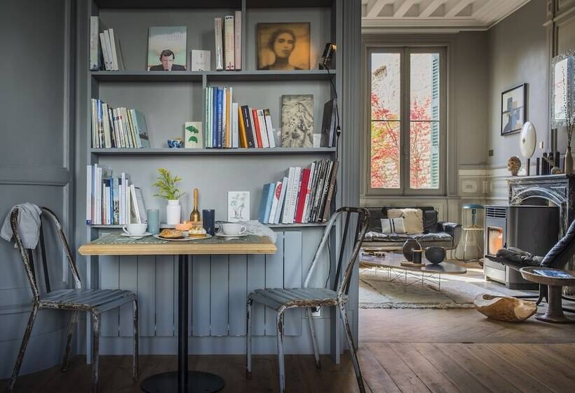 بنسيون Le Lanternon