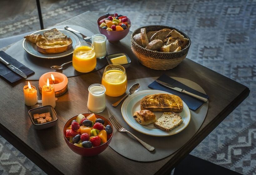 بنسيون Le Lanternon