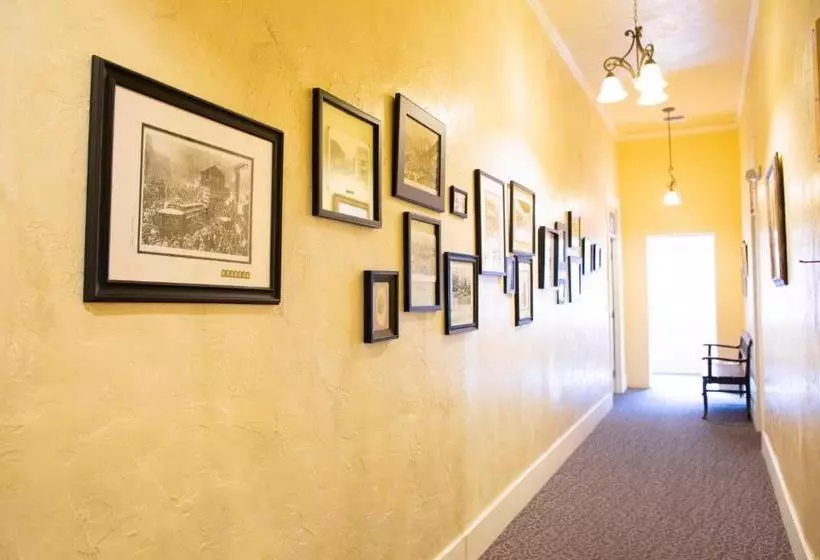 ホテル Letson Loft