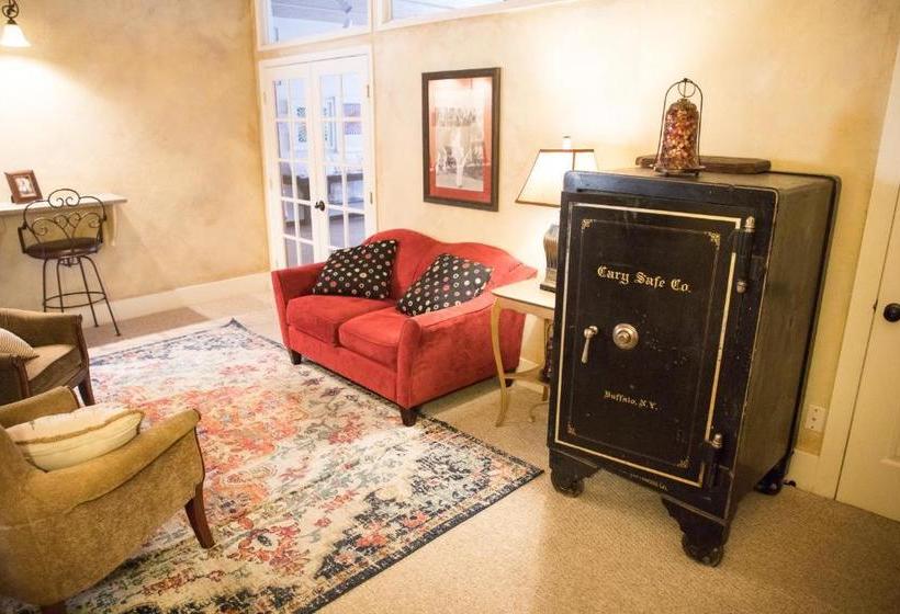 فندق Letson Loft