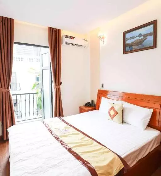هتل Khách Sạn Triều Dâng