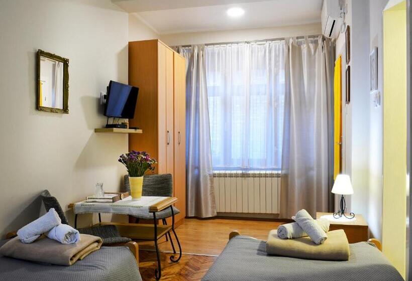 پانسیون Sobe Gajić Sremski Karlovci