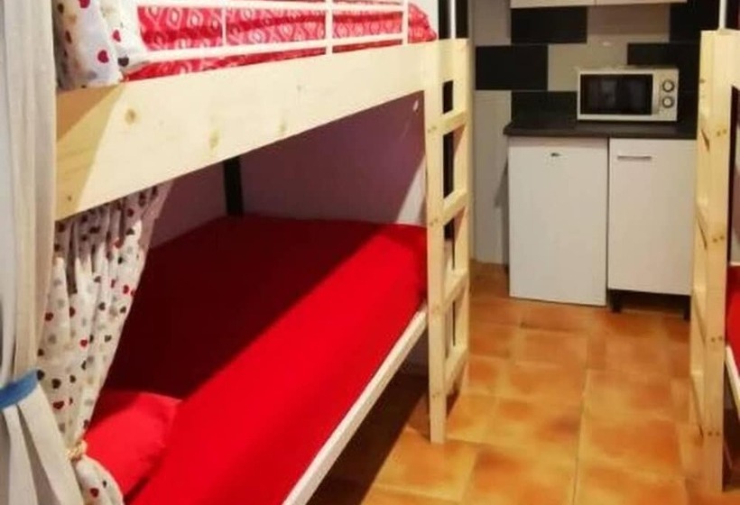 مسافرخانه Casa Marina