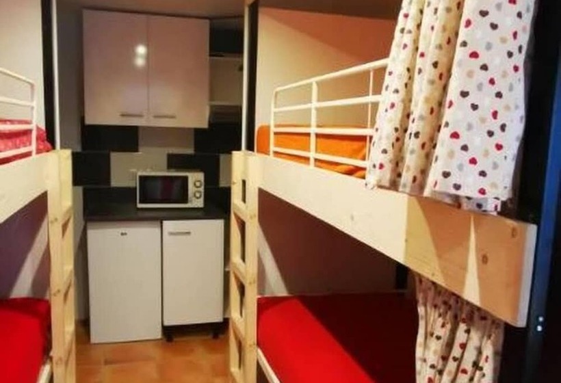 مسافرخانه Casa Marina