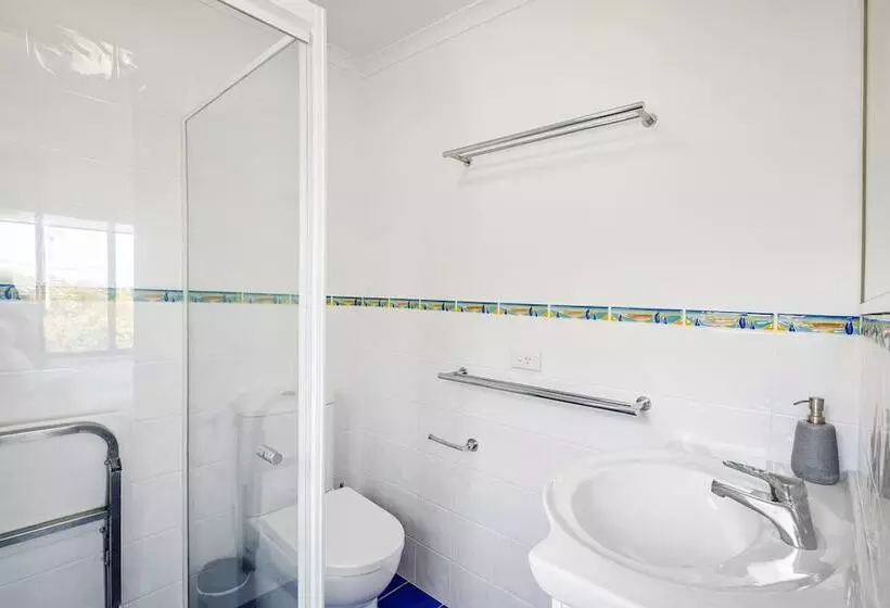 Galleries   1/28 Peregian Esplanade   Peregian Beach