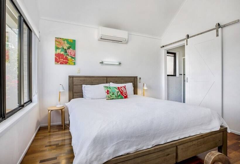 Galleries 1/28 Peregian Esplanade Peregian Beach