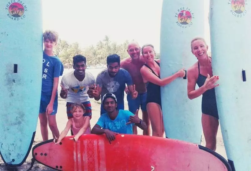 هتل Abia Surf Camp