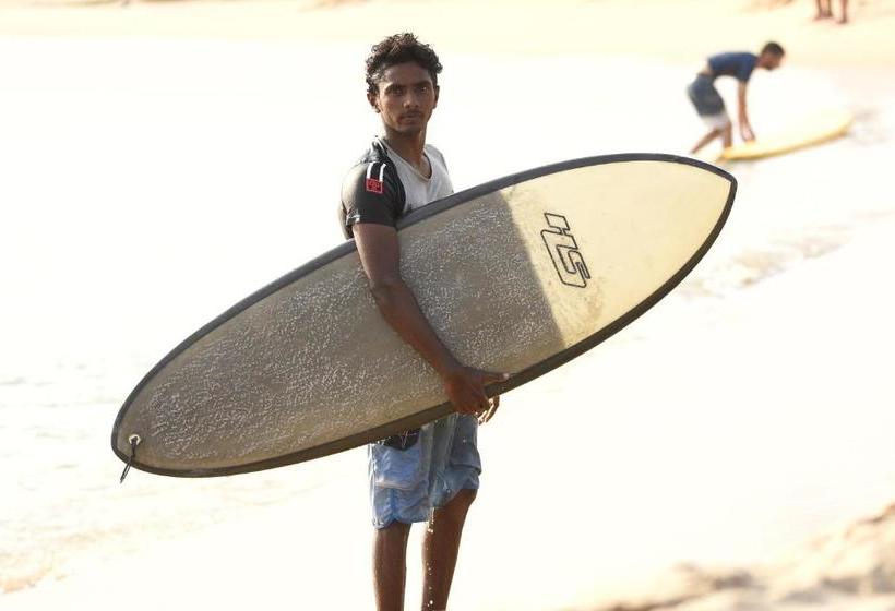 فندق Abia Surf Camp