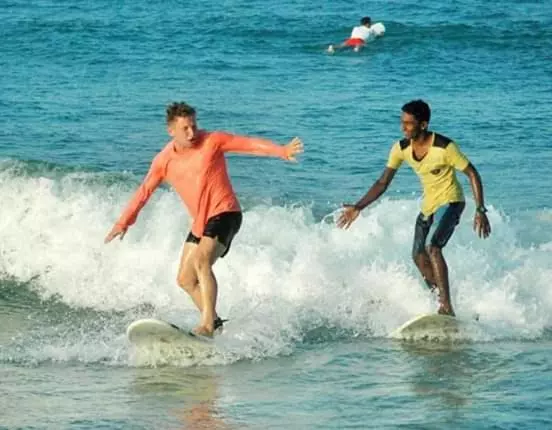 هتل Abia Surf Camp