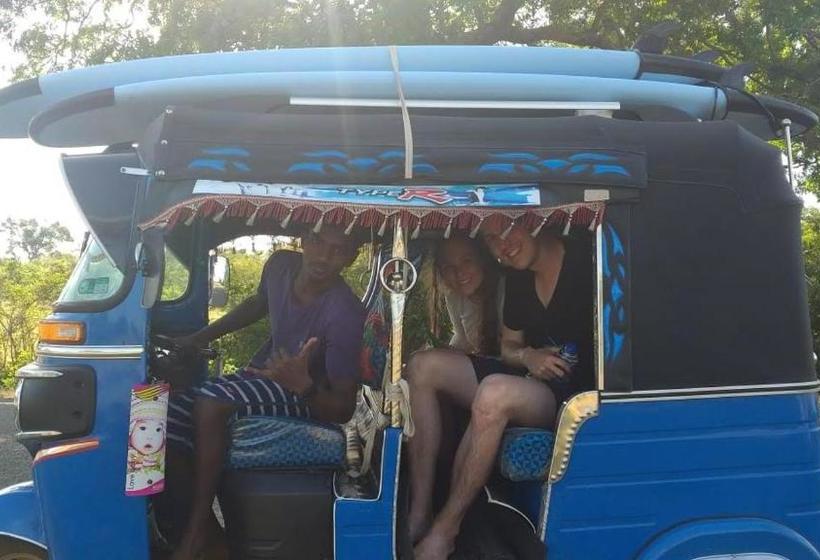 فندق Abia Surf Camp