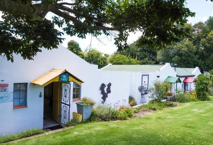 هتل Peace Corner Cottages