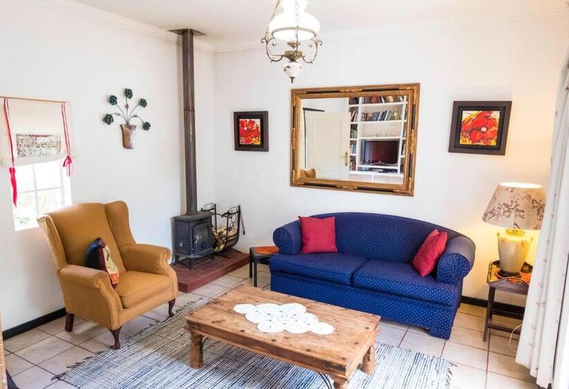 هتل Peace Corner Cottages