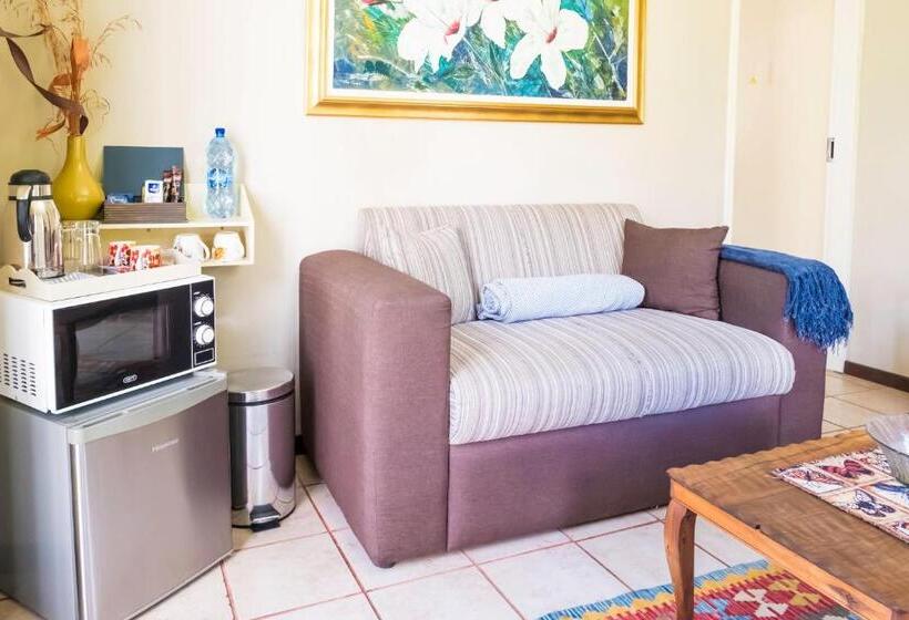 هتل Peace Corner Cottages