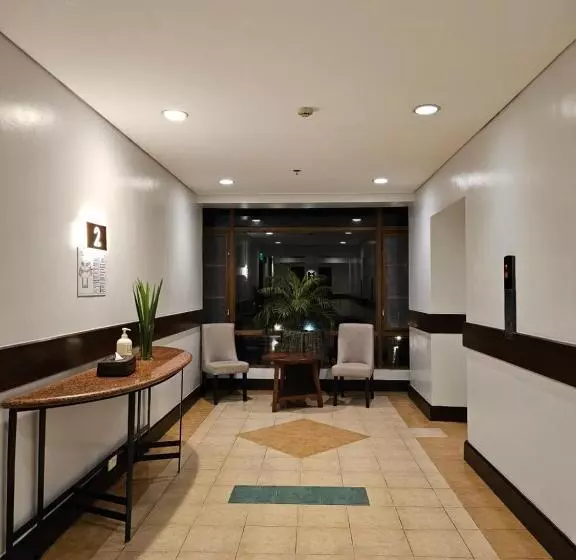 ホテル Baguio Forest Lodge At Camp John Hay 001a