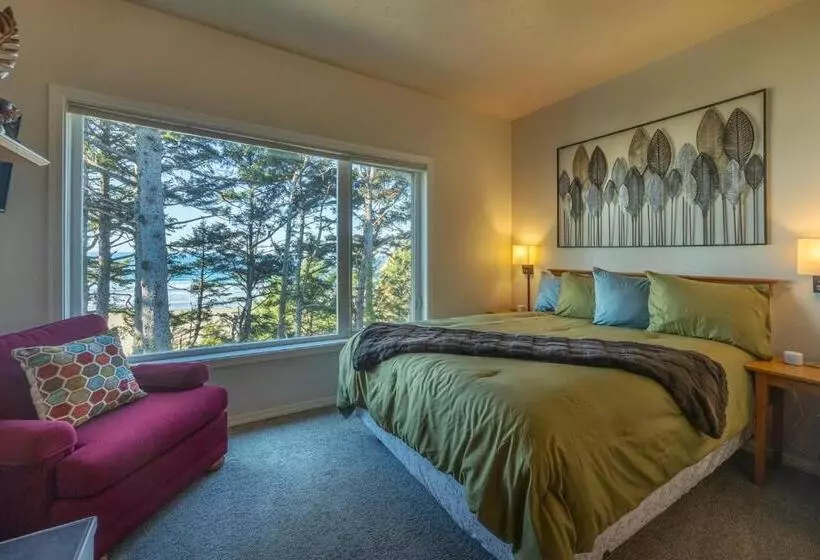 Tyee Lodge Bed And Breakfast