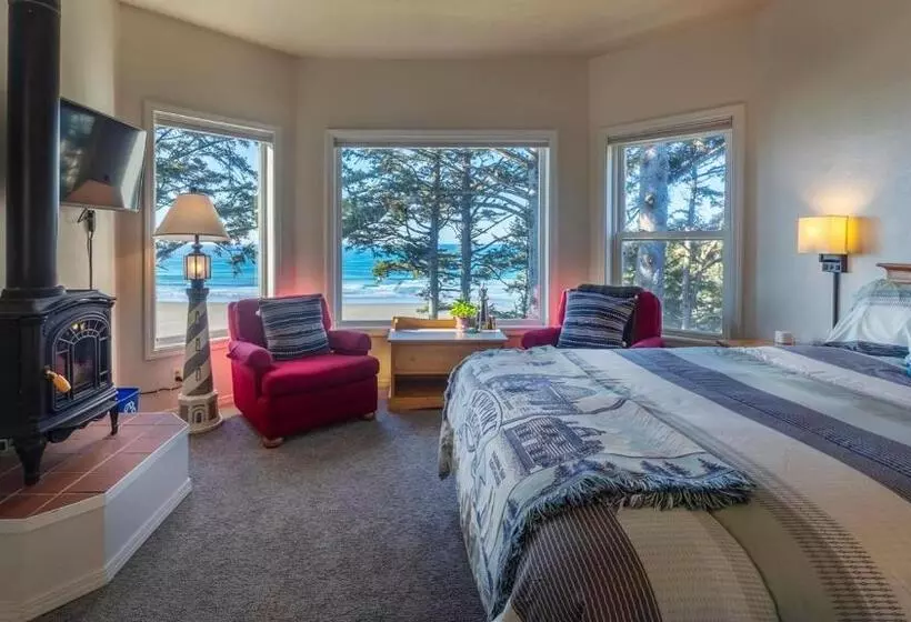 Tyee Lodge Bed And Breakfast