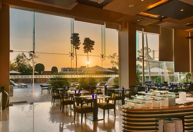ホテル Ramada Plaza By Wyndham Pune Hinjewadi