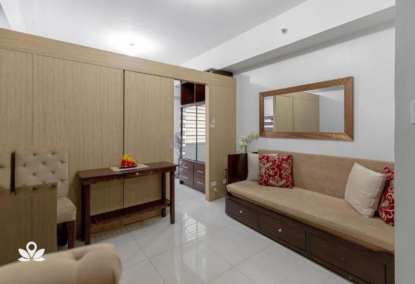 هتل The Grass Residences