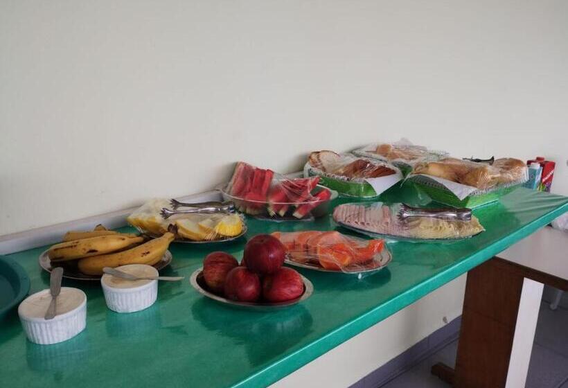 Общежитие Porto Suítes Peruíbe